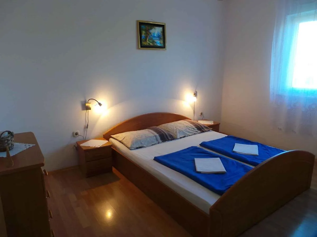 Apartment Valbandon 9 Fondole