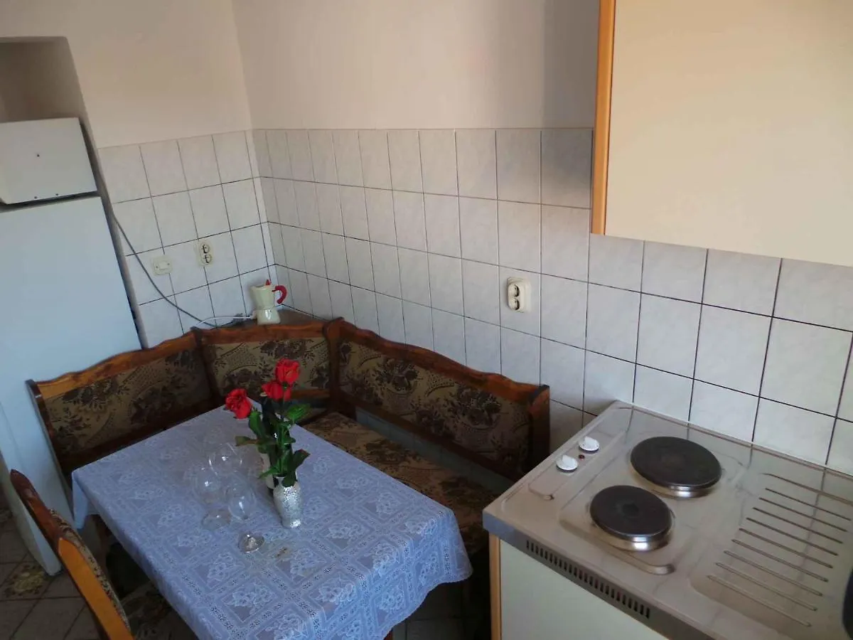 Apartment Valbandon 9 Fondole