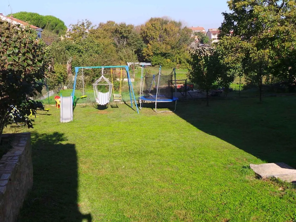Apartment Valbandon 9 Fondole Croatia
